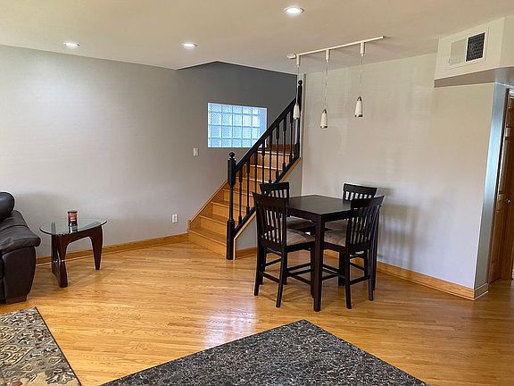 2nd image of 5851 S Nordica Ave