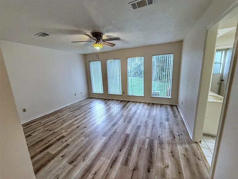 13103 Holston Hills Dr — Photo 12