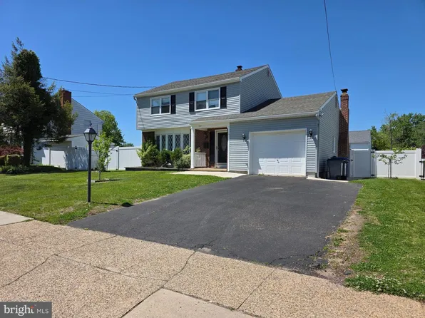 401 Jefferson Ave, Edgewater Park, NJ 08010