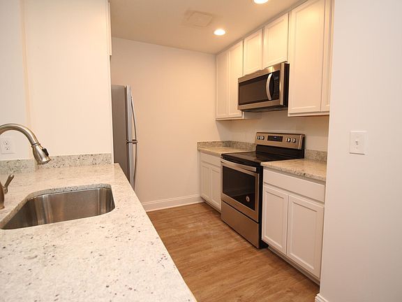 2nd image of 28 Lafayette Ave #A
