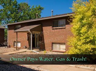 927 James Ct, Fort Collins, CO 80521