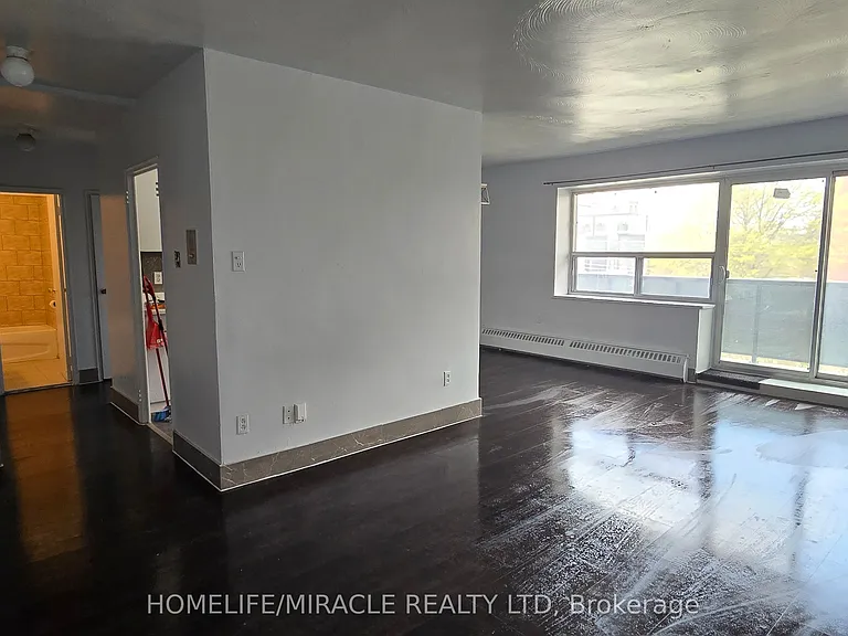 1651 Victoria Park Ave #302 — Photo 12