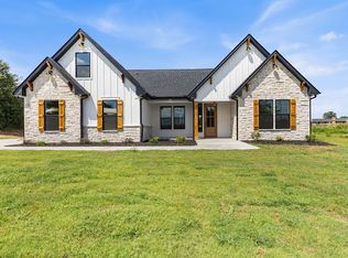 1640 Old Dobbins Bridge Rd, Townville, SC 29689