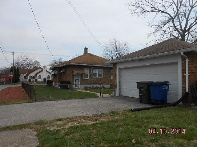 2nd image of 365 Elmhurst Rd