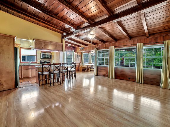 4th image of 960 San Carlos Ct