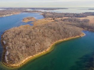 2704 Long Creek Dr, Southold, NY 11971
