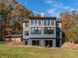 4382 River Rd W, Goochland, VA 23063