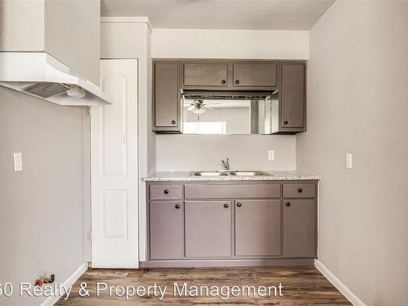 4th image of 3613 Crane St APT 8