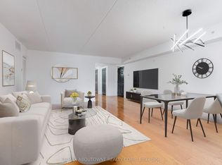 1460 Bishops Gate #212, Oakville, ON L6M 4N5