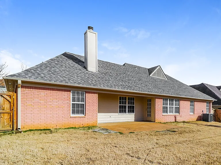 9245 Tamhaven Dr — Photo 15