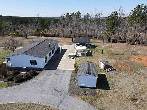 3rd image of 116 Cricket Ln
