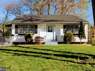 33 E Maple Ave, Bellmawr, NJ 08031