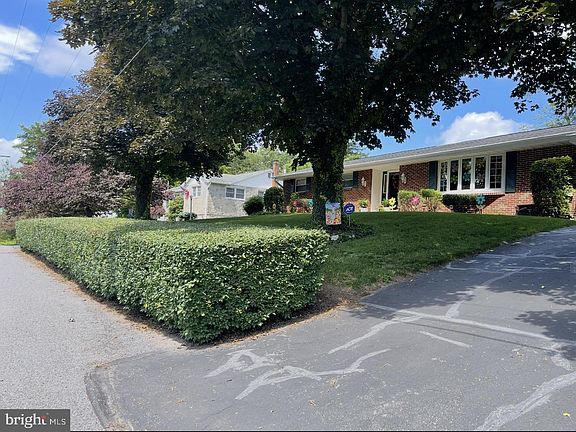 5th image of 11 Bryn Mawr Ave