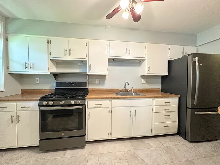 5504 Hays St #1 — Photo 4