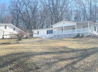 349 Baywood Dr, Piney Flats, TN 37686