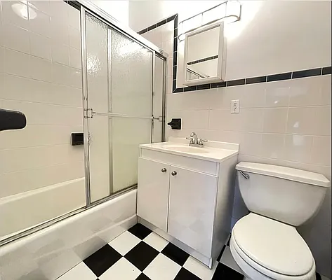 Rented by Silver Line Realty Group NY LLC | media 10