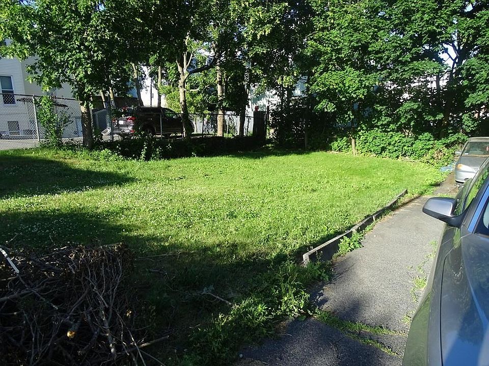 2nd image of 58 Hartford St