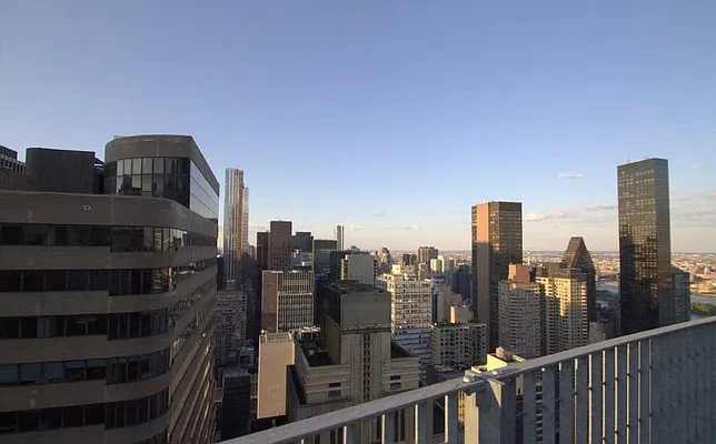 Rented by Owner | media 25