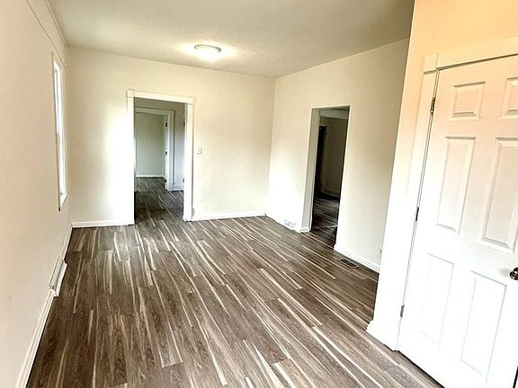 2nd image of 1 Hickory Ave