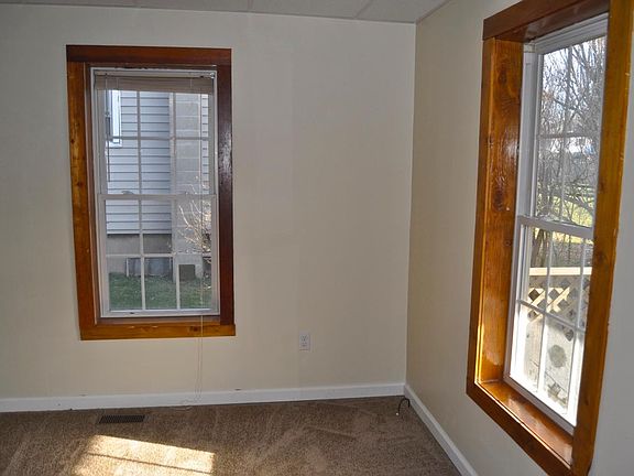 3rd image of 2007 Yale St #1