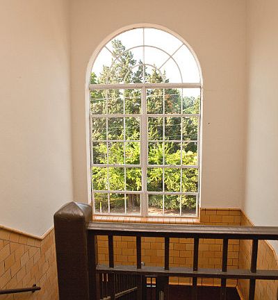 3rd image of 315 S Main St #295614