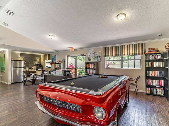 Mustang Pool Table