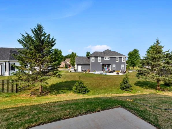 1359 Scenic Pointe COURT, Hartford, WI 53027