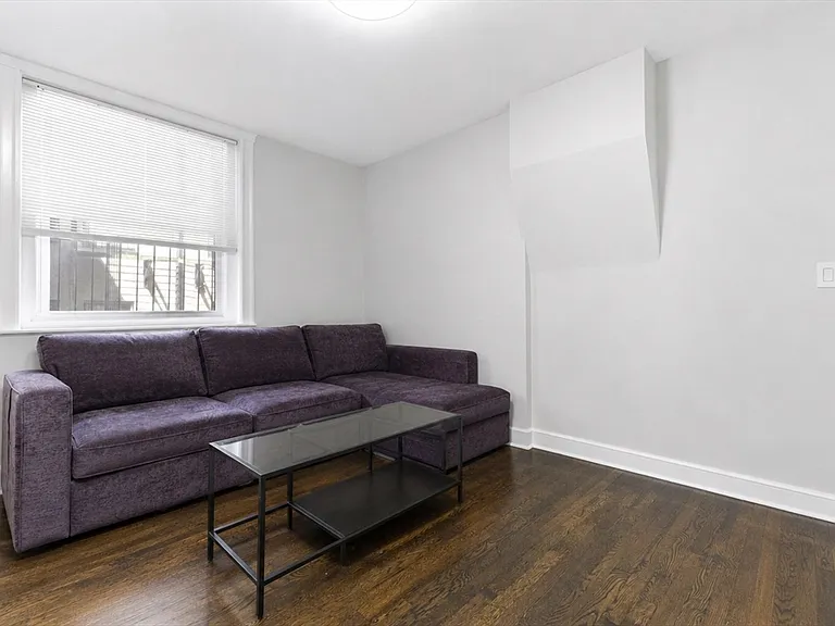 168 Endicott St #1 — Photo 4