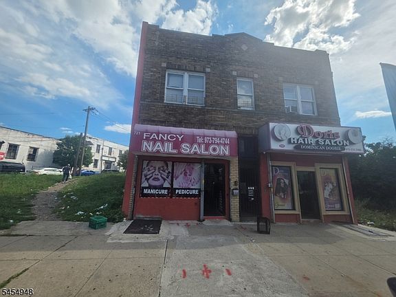 3rd image of 721 Springfield Ave #721
