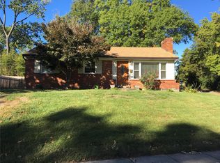 929 Box Elder Dr, Kirkwood, MO 63122