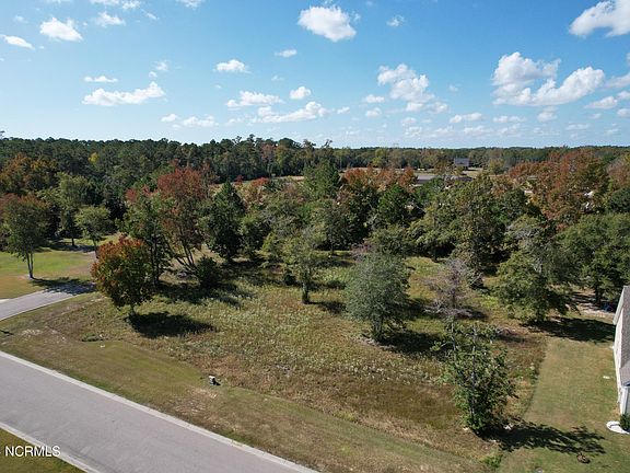 5th image of 697 Squirrel Run Drive SW