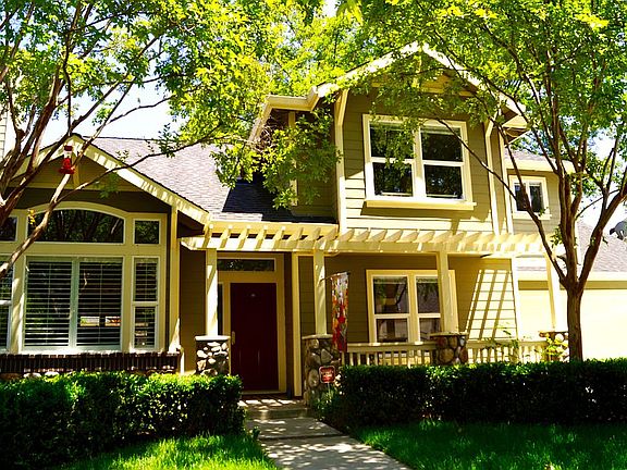 2nd image of 4031 Vineyard Ave