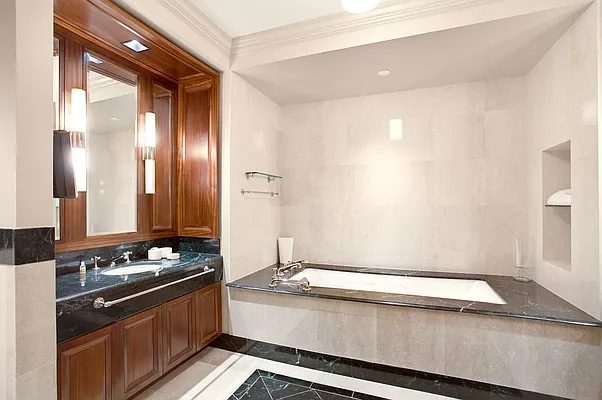 Rented by BLU Real Estate | media 5