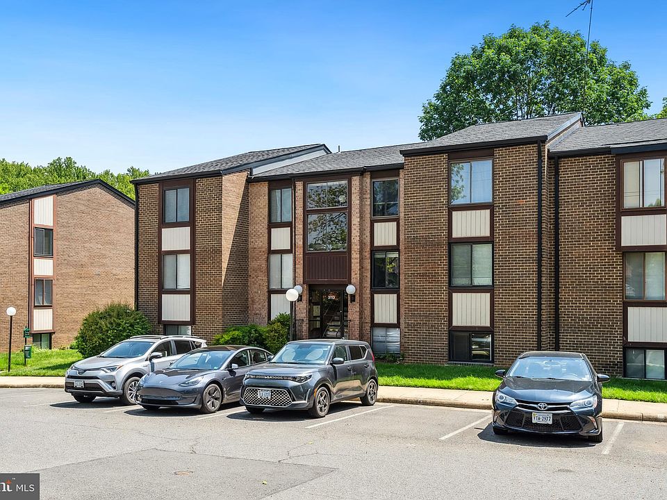1st image of 3113 Buccaneer Ct APT 101