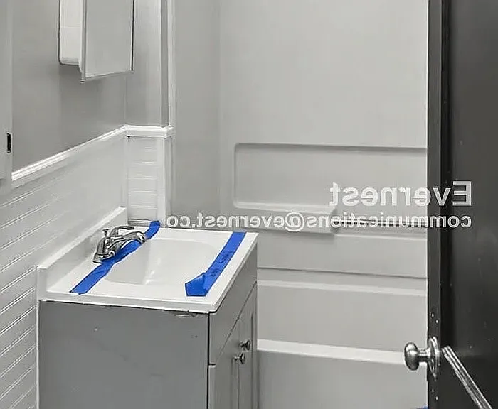 1093 Georgia Ave #1 — Photo 9