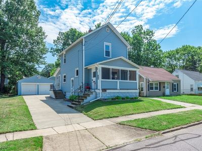 1567 10th St, Cuyahoga falls, OH, 44221