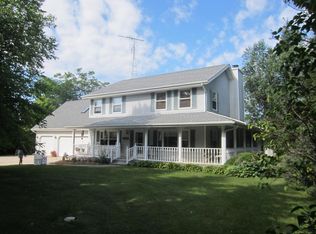 8057 Salisbury Rd, West Bend, WI 53090