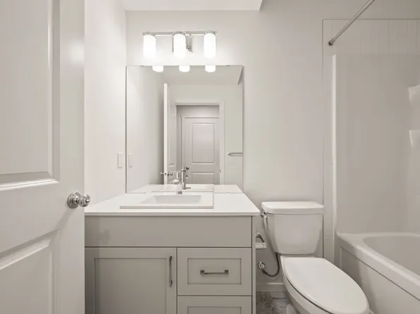 527 Black Stone Blvd, Leduc, AB T9E 1M3