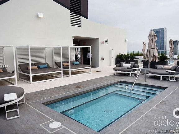 4th image of 1010 Brickell Ave #A18
