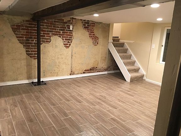 4th image of 1536 Lowell Blvd #B