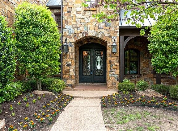 4th image of 6105 Westcoat Dr