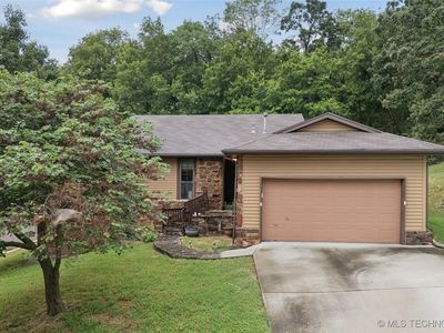 1006 Ridge Ln, Catoosa, OK, 74015