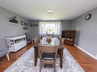 164 Prentice St APT 3, Holliston, MA 01746