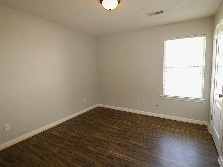 43 Shaley St #A — Photo 8