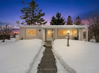 73 Main St, Innisfil, ON L9S1M4