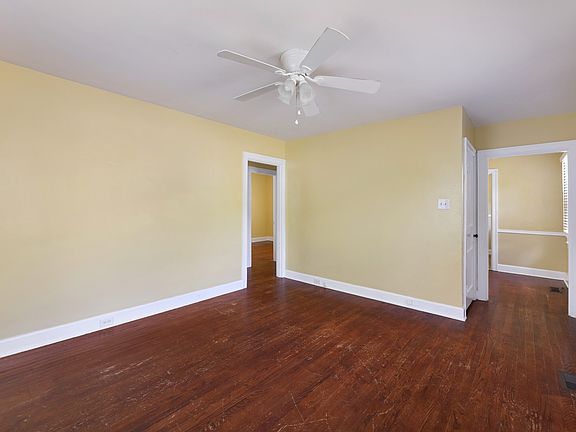 3rd image of 156 Delmar Dr