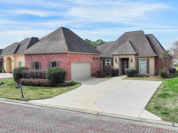 104 Gated Trinity Ct, Lafayette, LA 70506