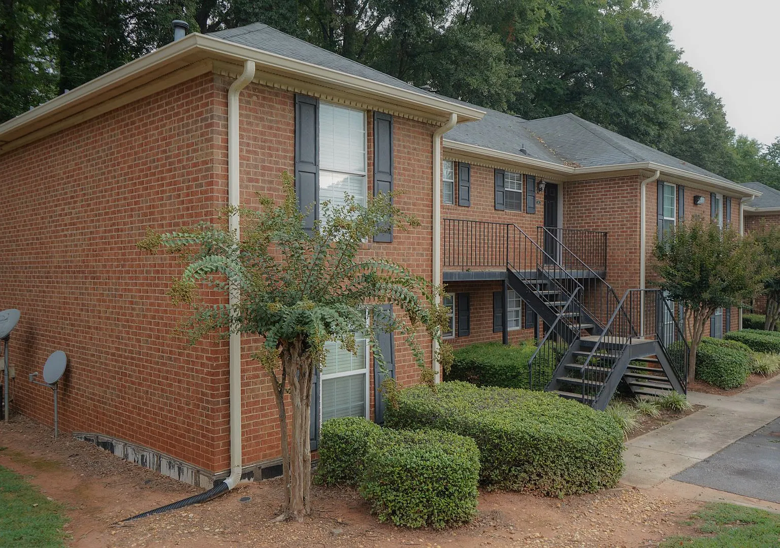 Spacious Ground-Floor 2BR Apartment for Rent Near UGA Winfield Chase, Athens — Photo 1