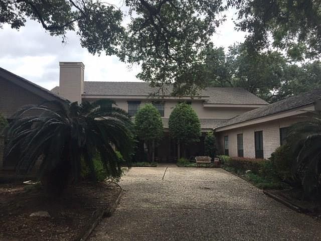 1st image of 1934 Country Club Blvd