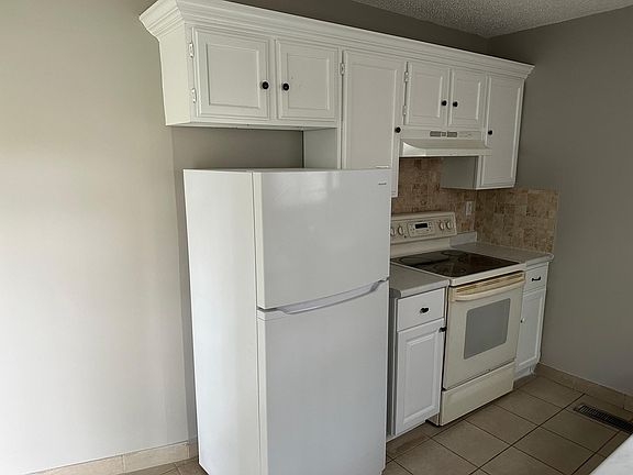 3rd image of 6622 84th Ct N